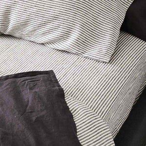 Everything Bed Linen Set Ink + Shadow Stripe